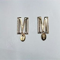 走進(jìn)義烏國際商貿(mào)城三區(qū) 探秘嘉皓精品與M字合金掛件的時(shí)尚魅力